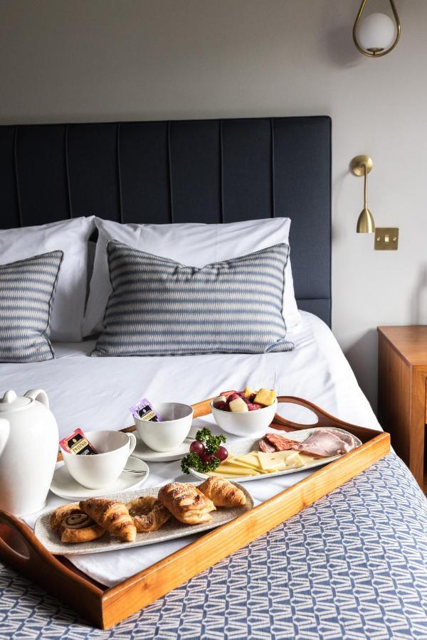 Stirrups Hotel Bracknell Ngoại thất bức ảnh