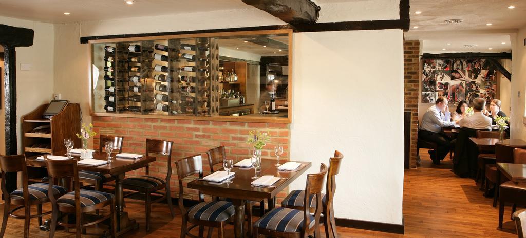 Stirrups Hotel Bracknell Ngoại thất bức ảnh