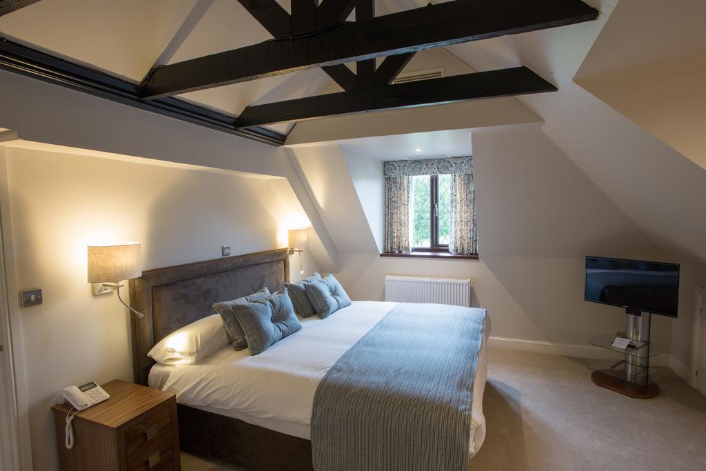 Stirrups Hotel Bracknell Ngoại thất bức ảnh