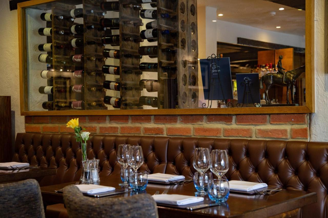 Stirrups Hotel Bracknell Ngoại thất bức ảnh
